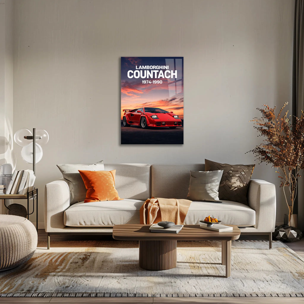 Poster métal Lamborghini Countach rouge au coucher du soleil au mur d'un bureau, au-dessus du plan de travail