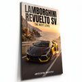 Poster métal Lamborghini Revuelto SV jaune sur une route de corniche, plaque aluminium brillante vue de trois quarts